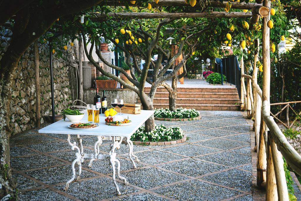 Sea View Villa In Ravello With Lemon Pergola, Gardens And Jacuzzi - Ideal For Elopements Extérieur photo